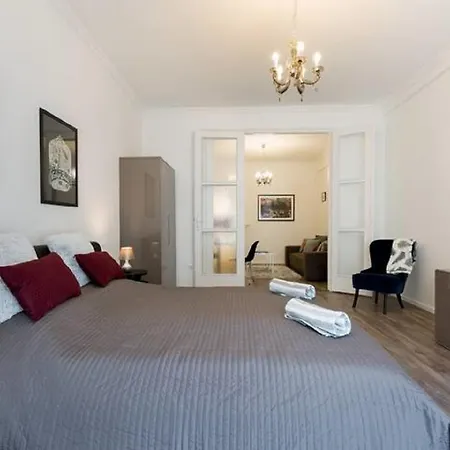 Splendid Private Flat Daire Budapeşte